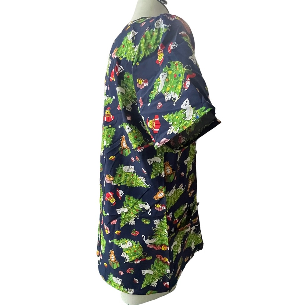 GT Performance Scrub Top Size Medium - Picture 11 of 16
